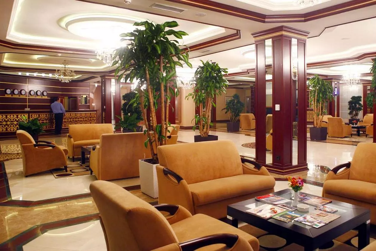 MODERN_SHABAVIZ (18).jpg